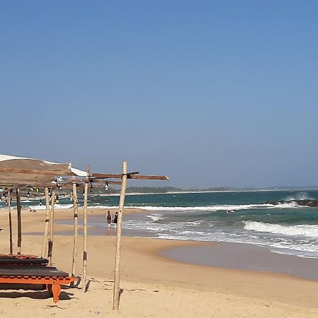 Lobster Beach Hotel Tangalle Esterno foto