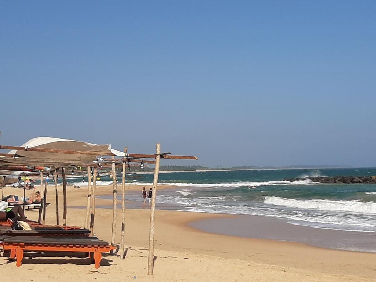Lobster Beach Hotel Tangalle Esterno foto