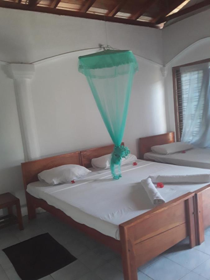Lobster Beach Hotel Tangalle Camera foto